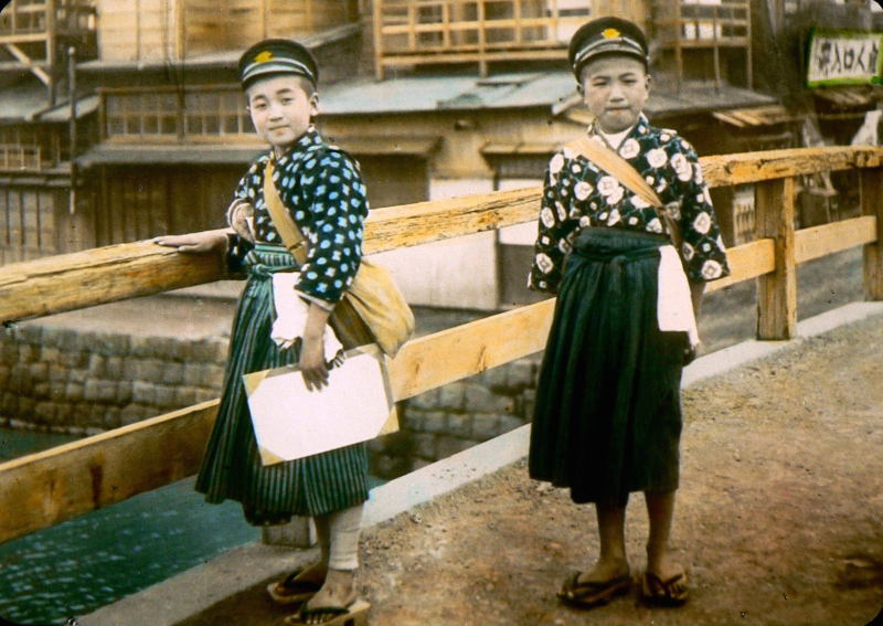 Illustration for article titled Hand-Colored Photos Turn Early 20th Century Japan Into A Dream World